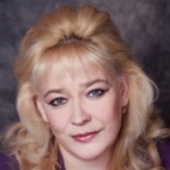 Белякова Галина Мубиновна